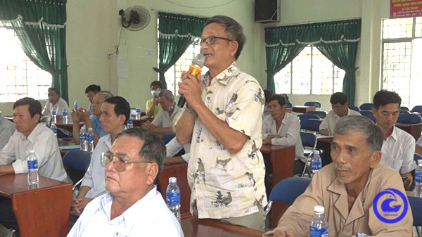 Đại biểu Hội đồng nhân dân tỉnh, huyện tiếp xúc cử tri huyện Cái Bè